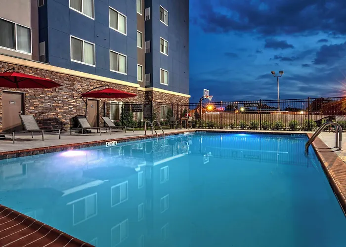 By Marriott Midtown Hotel Tulsa